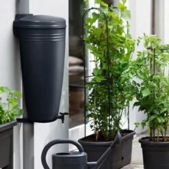 Elho Green Basics Rain Catcher 33 - Regenton Voor Balkonbuiten - Ø 33.5 X H 73.5 Cm - Zwart/Living Black -Gardena Verkoopwinkel 1200x1200 1094