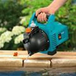 GARDENA - Classic Besproeiingspomp 3000/4 Compleet - Waterpomp - Incl. 3.5 M Aanzuigslang En 20 M Slang 23 GARDENA - Classic Besproeiingspomp 3000/4 Compleet - Waterpomp - Incl. 3.5 M Aanzuigslang En 20 M Slang -Gardena Verkoopwinkel 1200x1200 1175