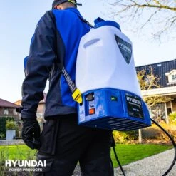 Hyundai Accu Drukspuit Zuurbestendig - Druksproeier 20 Liter - Incl. Rugdrager -Gardena Verkoopwinkel 1200x1200 1522