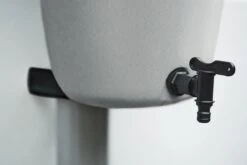 Elho Green Basics Rain Catcher 33 - Regenton Voor Balkonbuiten - Ø 33.5 X H 73.5 Cm - Grijs/Living Concrete -Gardena Verkoopwinkel 1200x800 114