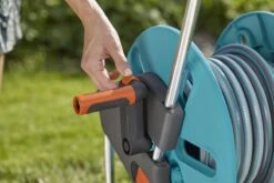 GARDENA - AquaRoll M CleverRoll Easy Slangenwagen - Maximaal 60 Meter - Inklapbare Zwengel -Gardena Verkoopwinkel 1200x800 68