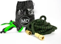 MD-Goods ® Super Sterk Uitrekbare Tuinslang Tot 30 Meter + GRATIS Tas En Koppelstuk - Tuinsproeier - Tuin Besproeien - Waterslang - Sproeikop - Groen - Flexibel Elastisch -Gardena Verkoopwinkel 1200x865 1
