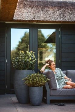 Capi Europe - Vaas Elegant Deluxe Rib NL - 40x60 - Zwart - Voor Binnen En Buiten - KBLR1131 -Gardena Verkoopwinkel 800x1200 167