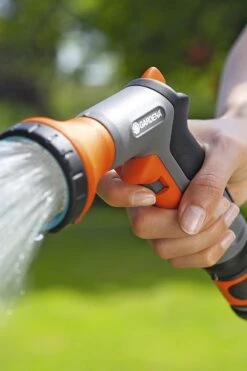 GARDENA Classic Sproeibroes -Gardena Verkoopwinkel 800x1200 45