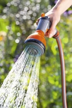 GARDENA - Classic- Multifunctionele Broeskop - Exclusief Verlengsteel -Gardena Verkoopwinkel 800x1200 50