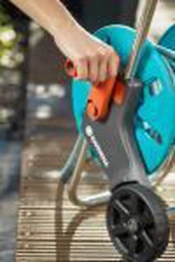 GARDENA AquaRoll S Slangenwagen - Verstelbare Handgreep - Excl. Tuinslang -Gardena Verkoopwinkel 800x1200 56