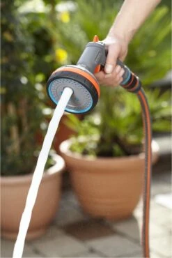 GARDENA - Comfort Broeskop - 5 Straalsoorten - Grijs -Gardena Verkoopwinkel 801x1200 11